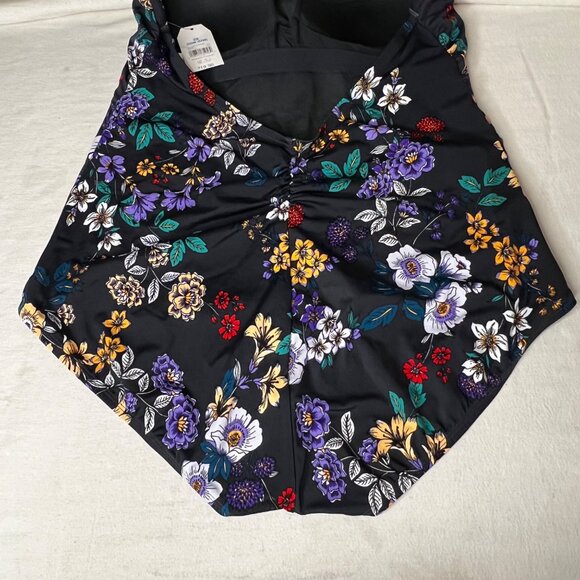 Time And Tru Womens 22W(20-22) Plus Sz Floral Halter 1-Piece Swimsuit Slimming - Picture 7 of 16